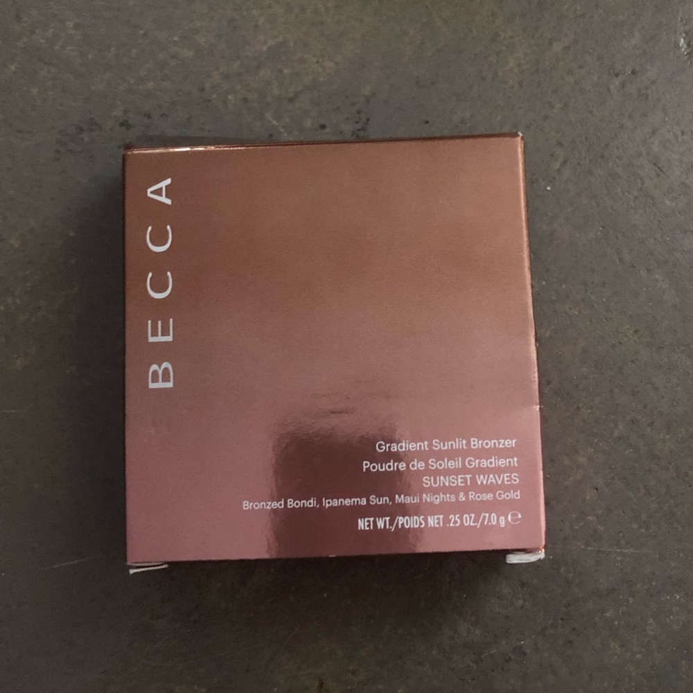 Becca Gradient Sunlit Bronzer brand new never used
